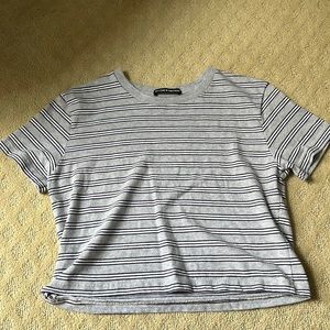 Brandy Melville Cropped tee